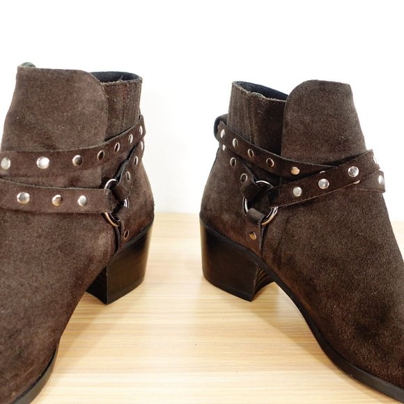 Western Brown Boots Women 7 Ankle Booties Heeled Studded Harness Pull On‎ Rodeo - Picture 7 of 13